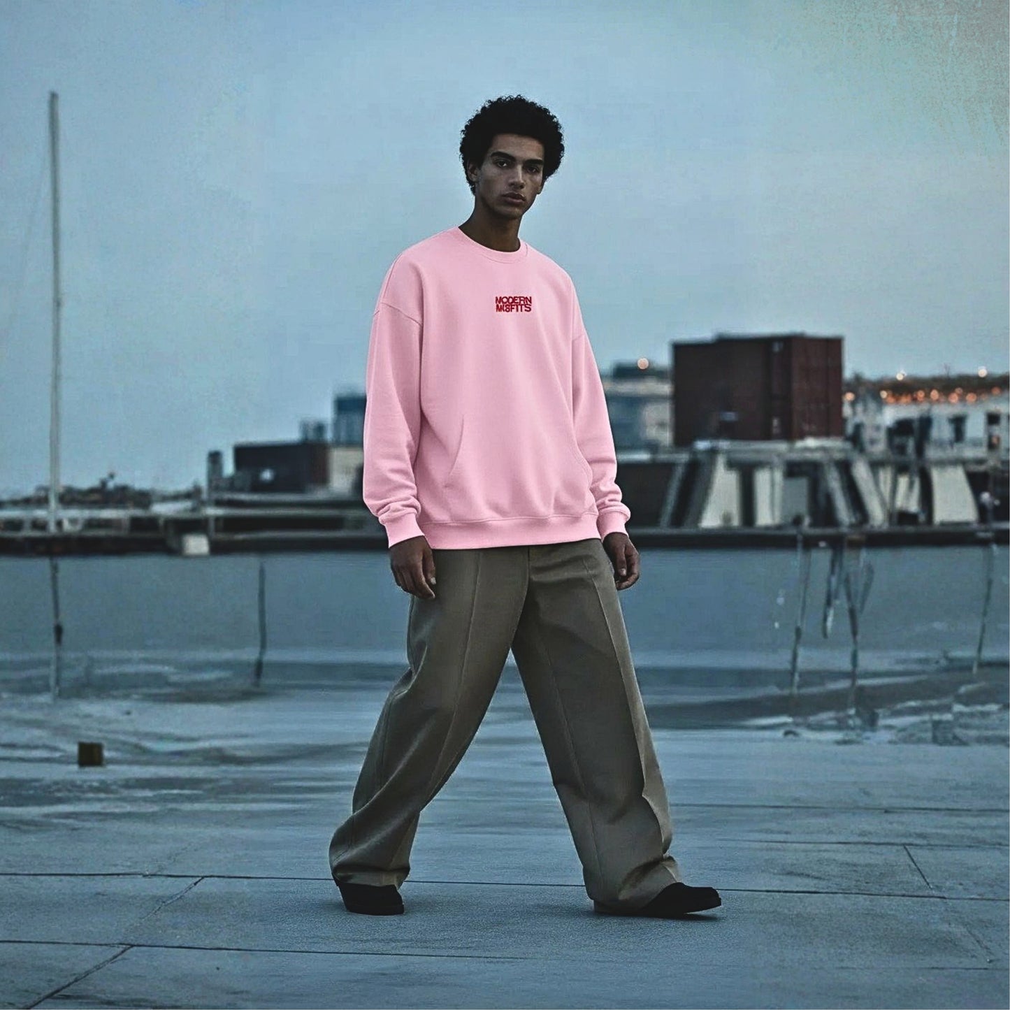 MODERNMISFITS CORE SWEATER